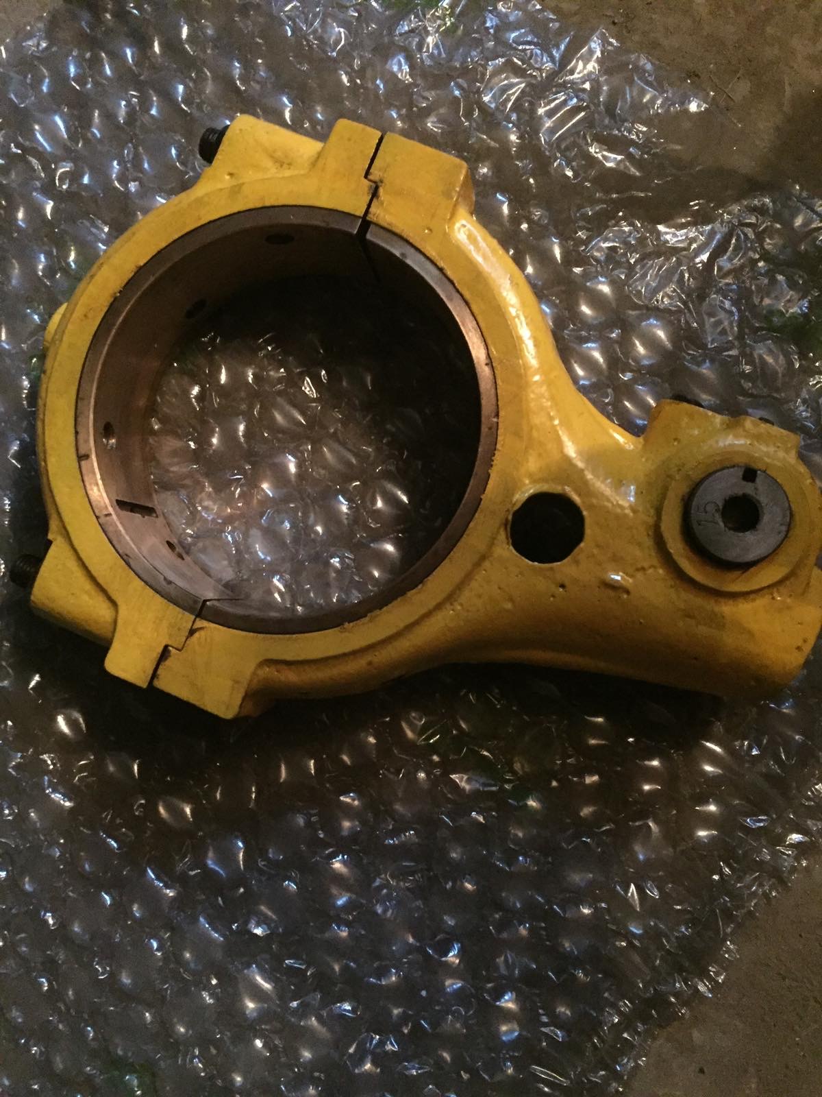 Запасні частини для пресів - складські позиції